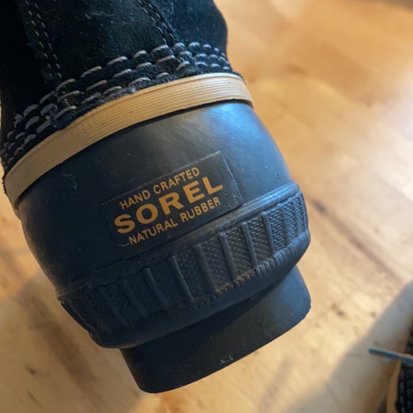 Sorel Black Snow Boots Water Proof - Used once - Picture 6 of 6
